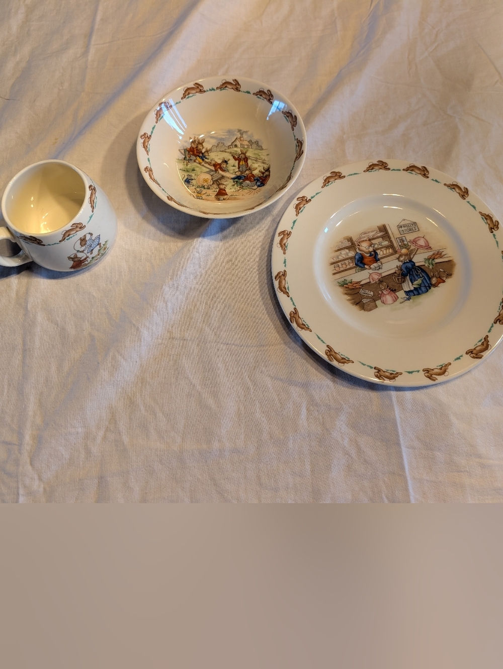 2/70$ Royal Doulton Children's Dinnerware Set in Cream And Brown With Bunny
